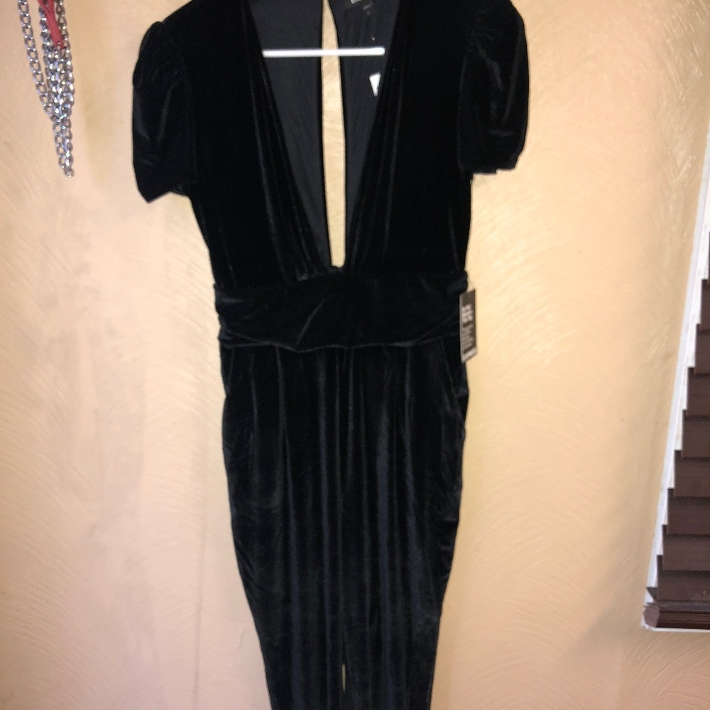 BLACK VELOUR JUMPSUIT